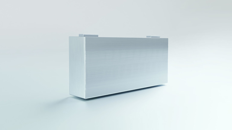 Battericelle mot hvit bakgrunn.