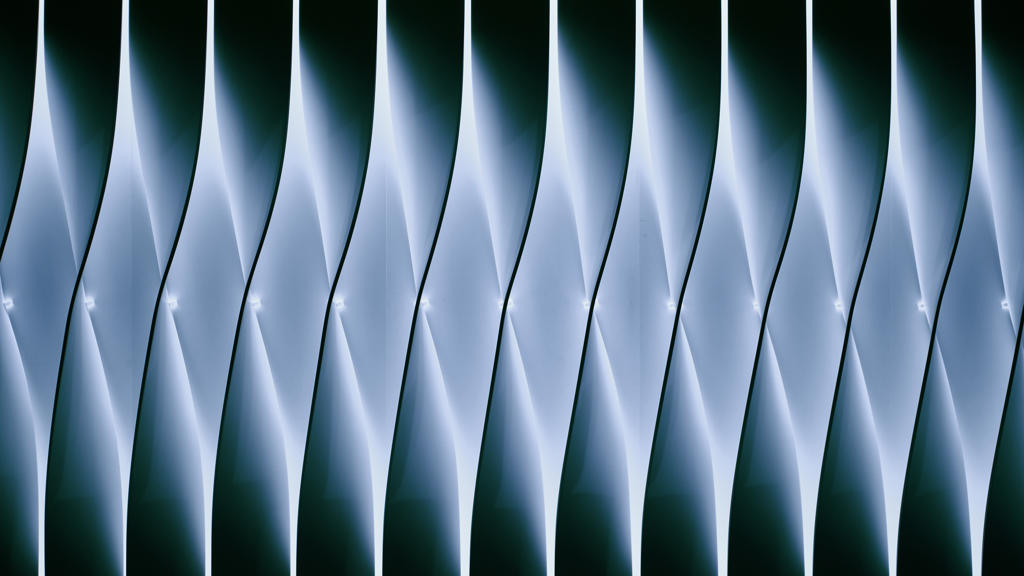 Dekorativt mønster av aluminiumskomponenter.