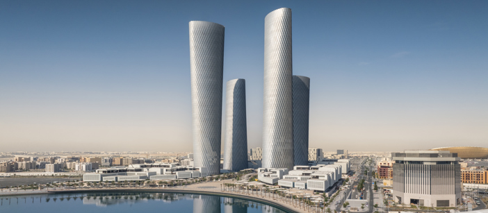 Die mit Speira-Aluminium ummantelten Lusail-Türme im Stadtpanorama.