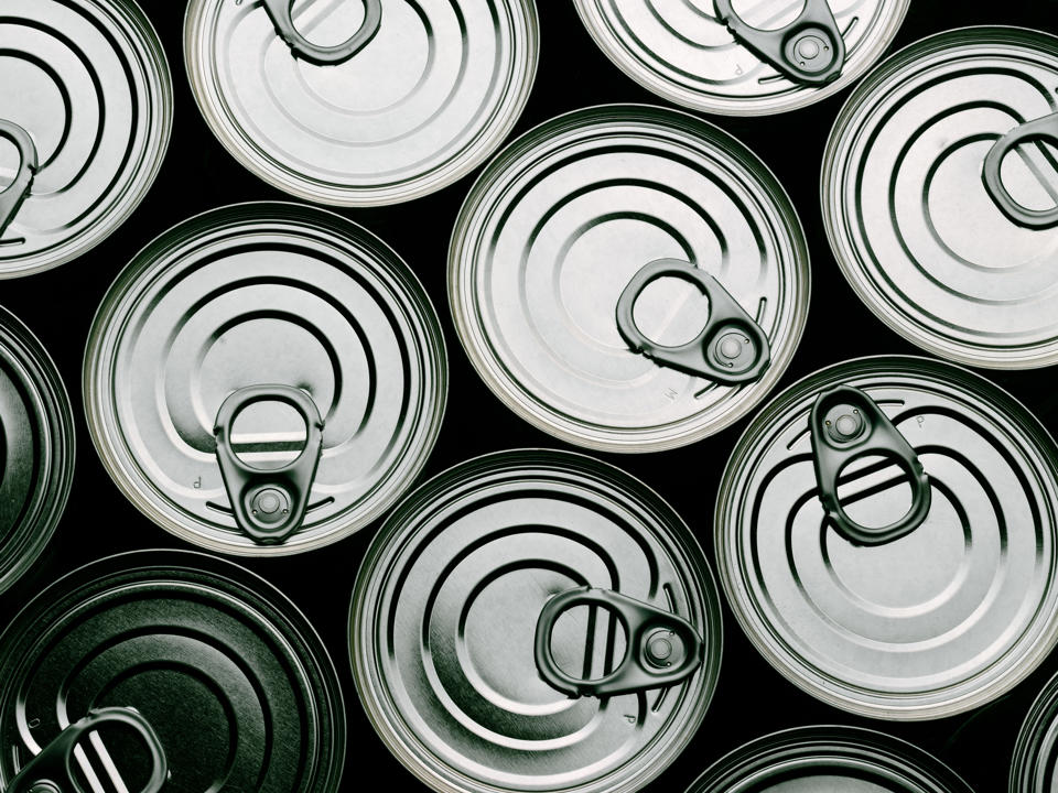 Aluminiumdosen für Lebensmittelverpackungen.