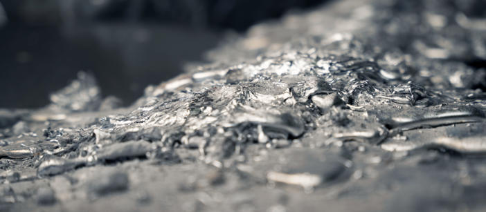 Smeltet aluminium.