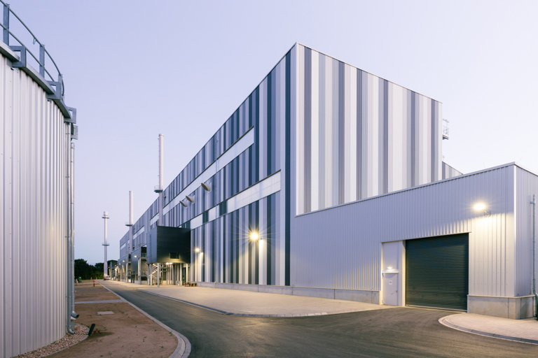 One of Speira’s aluminium plants’ outside façade. 