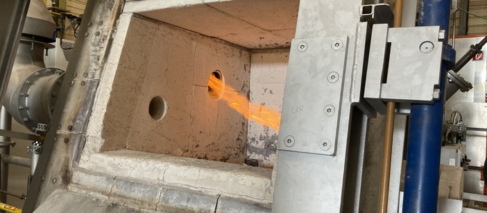 A melting furnace with a capacity of 1.5 tonnes that has been converted to hydrogen operation